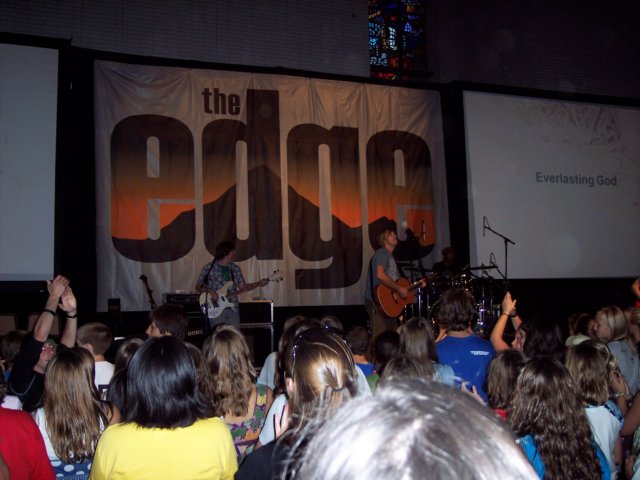 edge200811.jpg