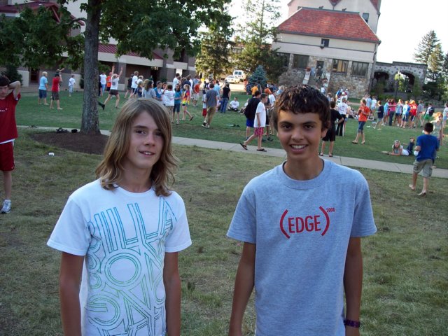 edge200812.jpg